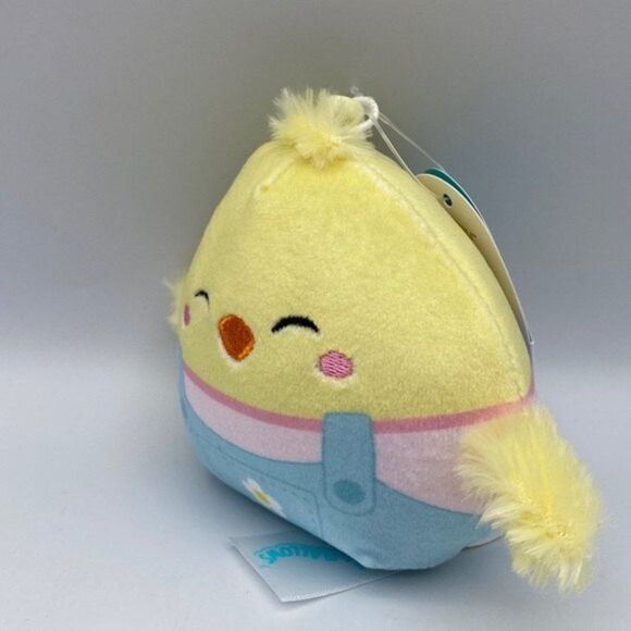 Squishmallows 2022 Easter Squad Aimee The Chick Overall Clip 3.5" Plush Keychain - Picture 8 of 9